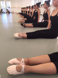 武丽燕舞蹈学校.舞蹈艺考培训.艺考舞蹈培训.