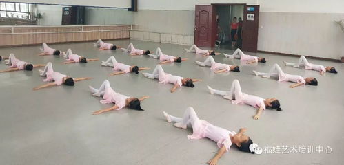 2018福娃艺术培训中心舞蹈美术考级现场