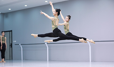 25/26/27/28届舞研艺考端午假期集训营_舞蹈艺考集训营哪里好/集训课程/集训费用_舞蹈艺考培训班哪家最好/培训机构学费大概是多少-舞研艺考