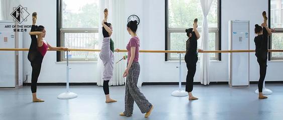 北京寰亚艺考舞蹈艺考培训中心 专业引领艺术梦想