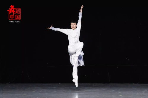 小百合艺术培训学校艺考进行时 以舞抗疫，迎战艺考